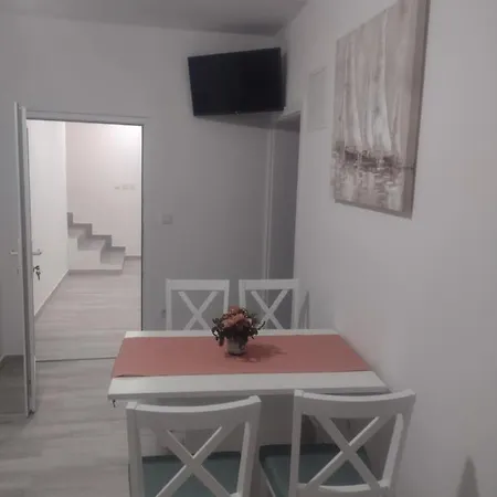 Gordana Dvosoban Apartman *